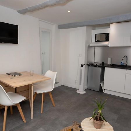 Studio Cosy Dans Centre Historique Avec Parking Appartamento Grasse Esterno foto