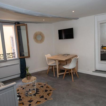 Studio Cosy Dans Centre Historique Avec Parking Appartamento Grasse Esterno foto